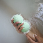 Kush Queen Relieve pain CBD Bath Bomb